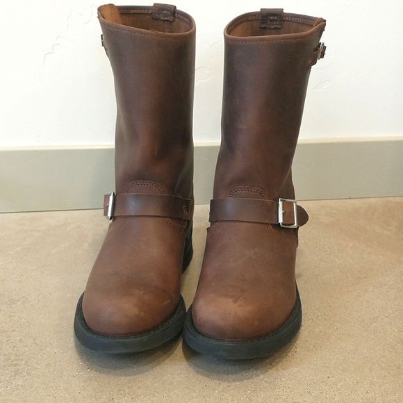 Frye Women's Boots 12R Engineer, size 8 - Picture 2 of 11